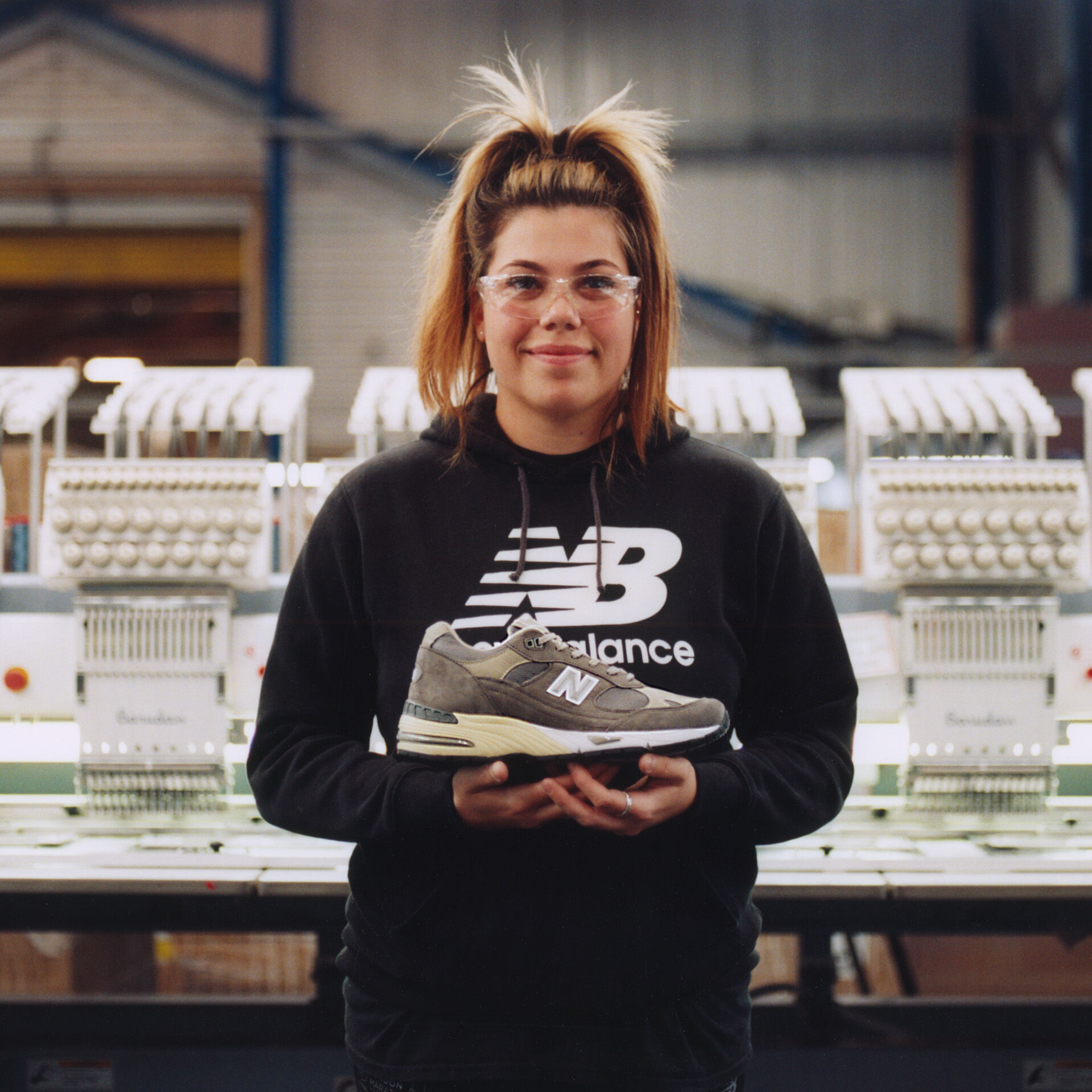 new balance shoe factory