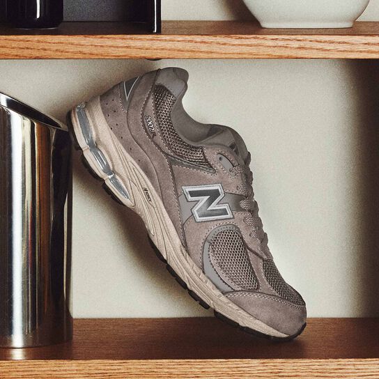 02r New Balance