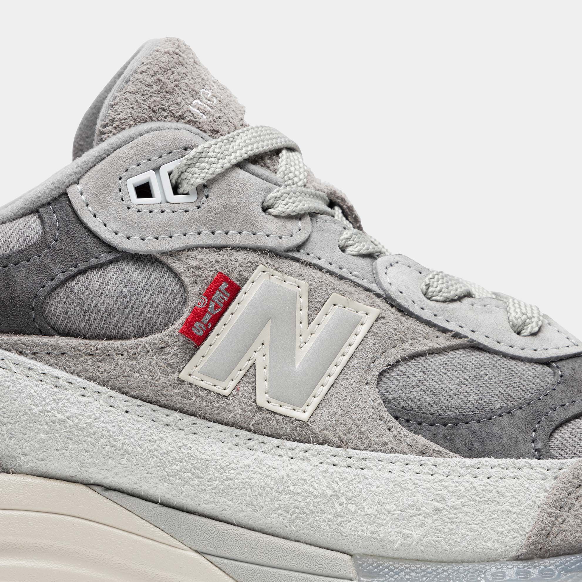 nb x levi's