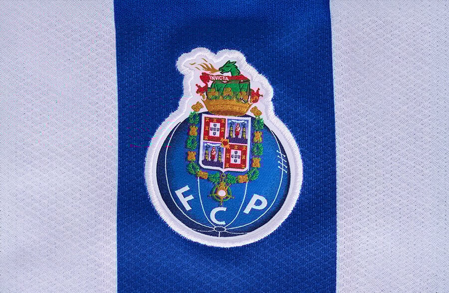 View of FC Porto logo.