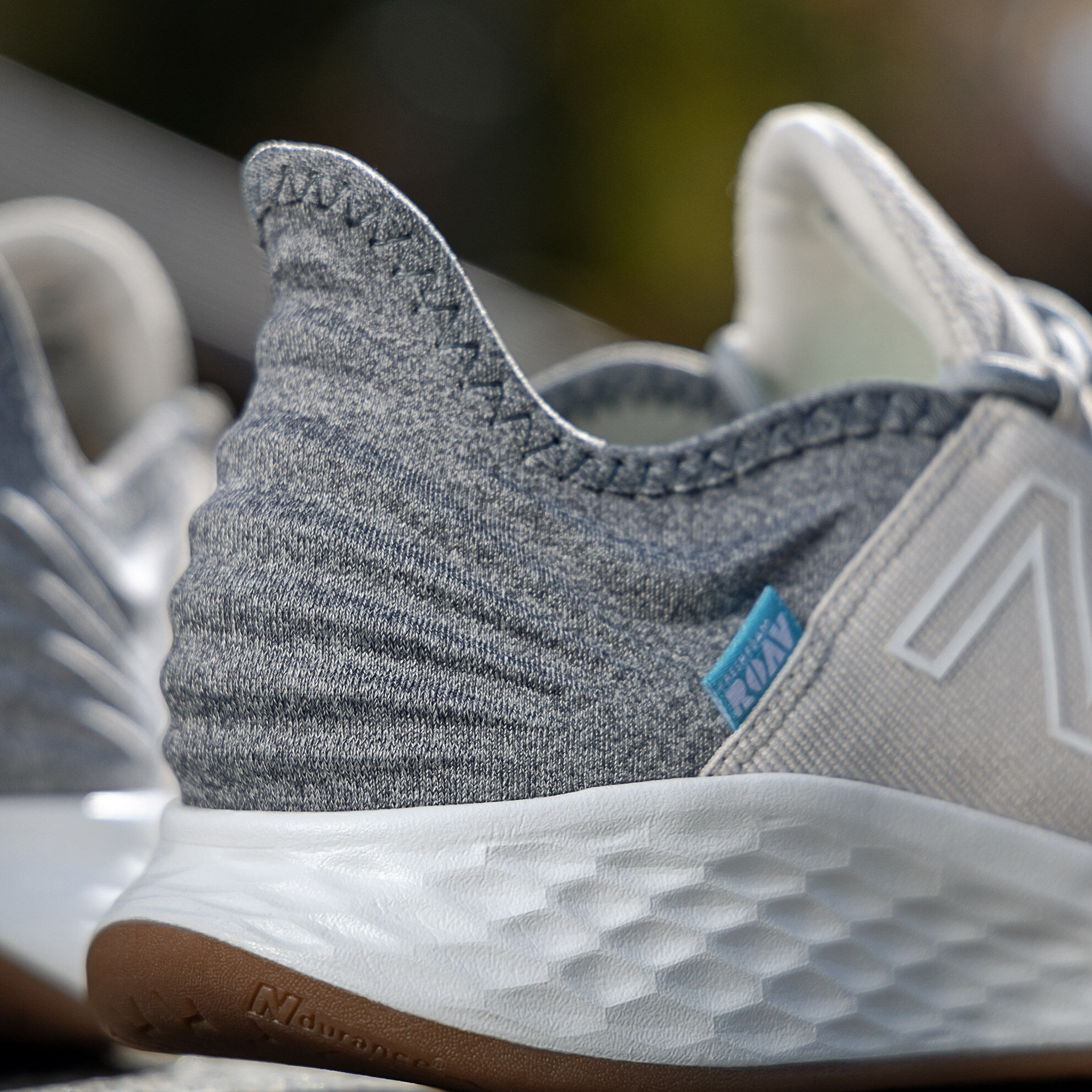 new balance fresh foam roav grey