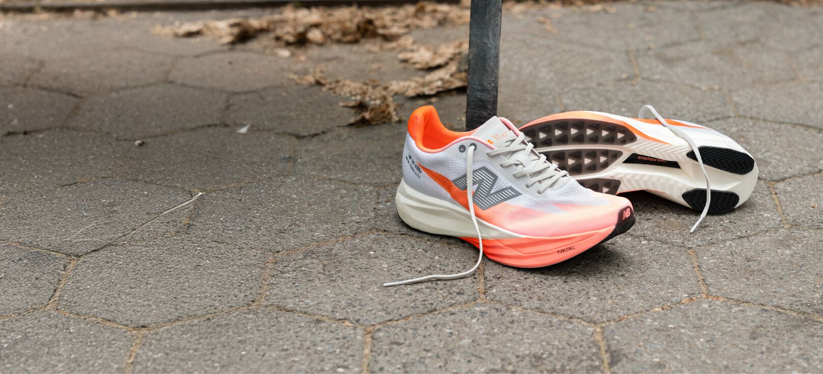 Par de zapatillas FuelCell SC Elite edición Maratón de Nueva York