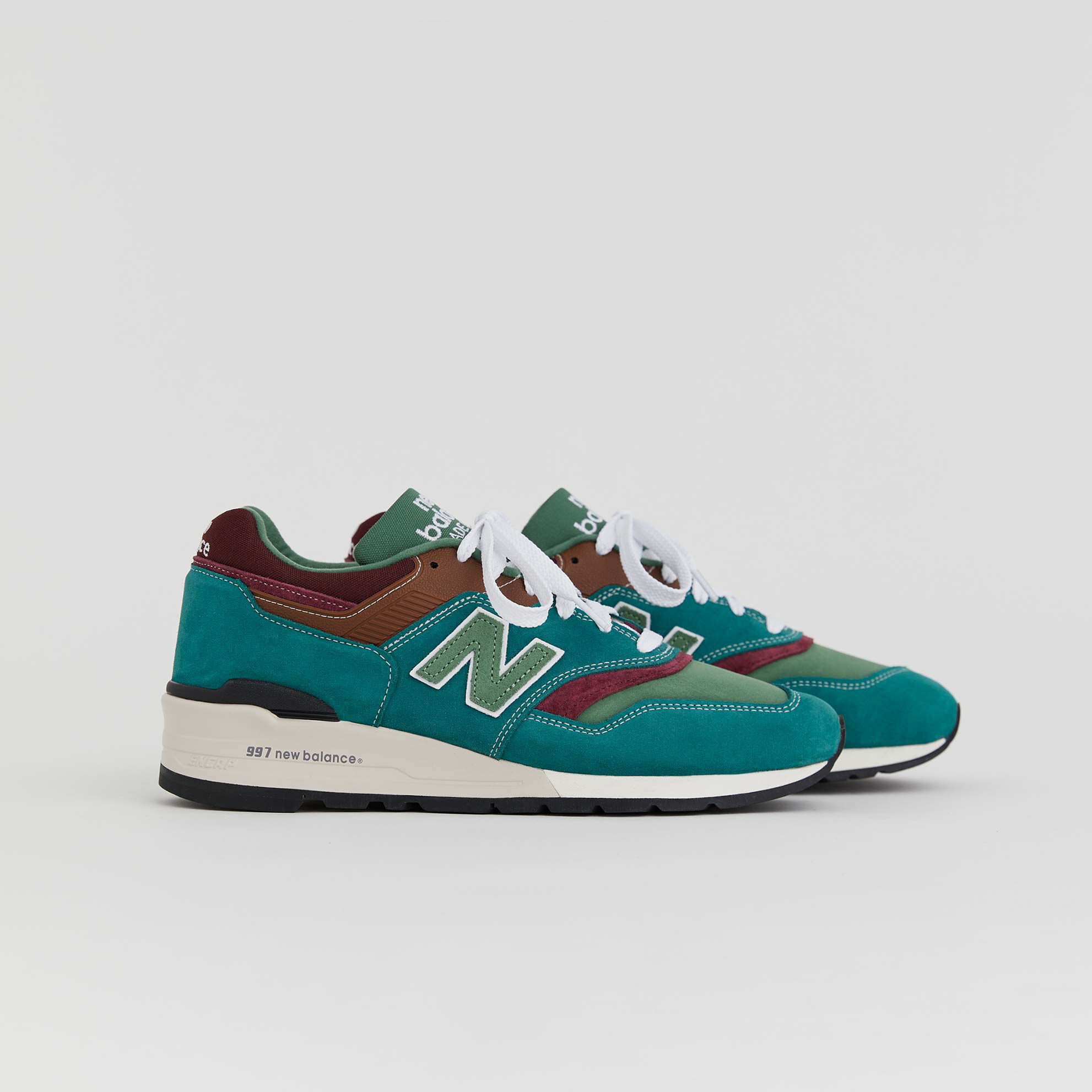 New balance 720 junior 2025