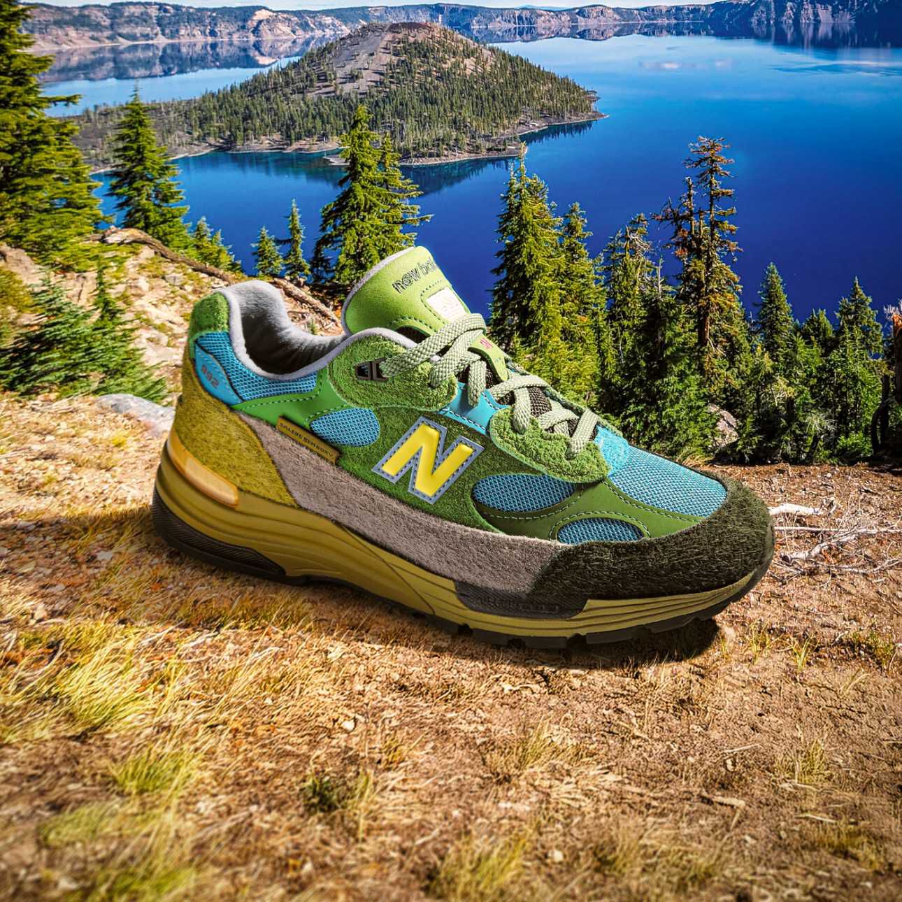 Salehe Bembury x New Balance Made in USA 992 - New Balance