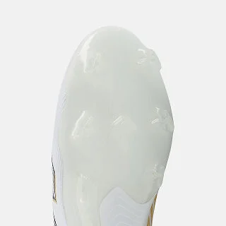 Cleats with transparent sole