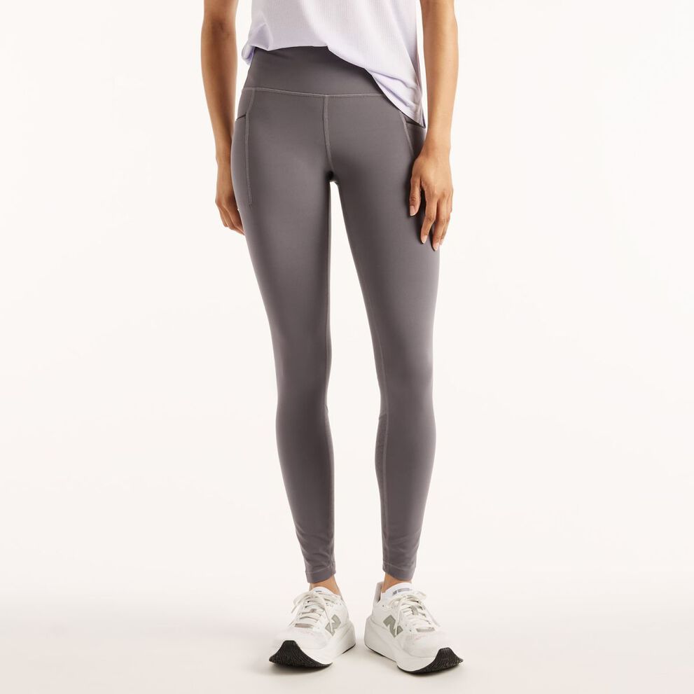 Person wearing RC Heat Legging 