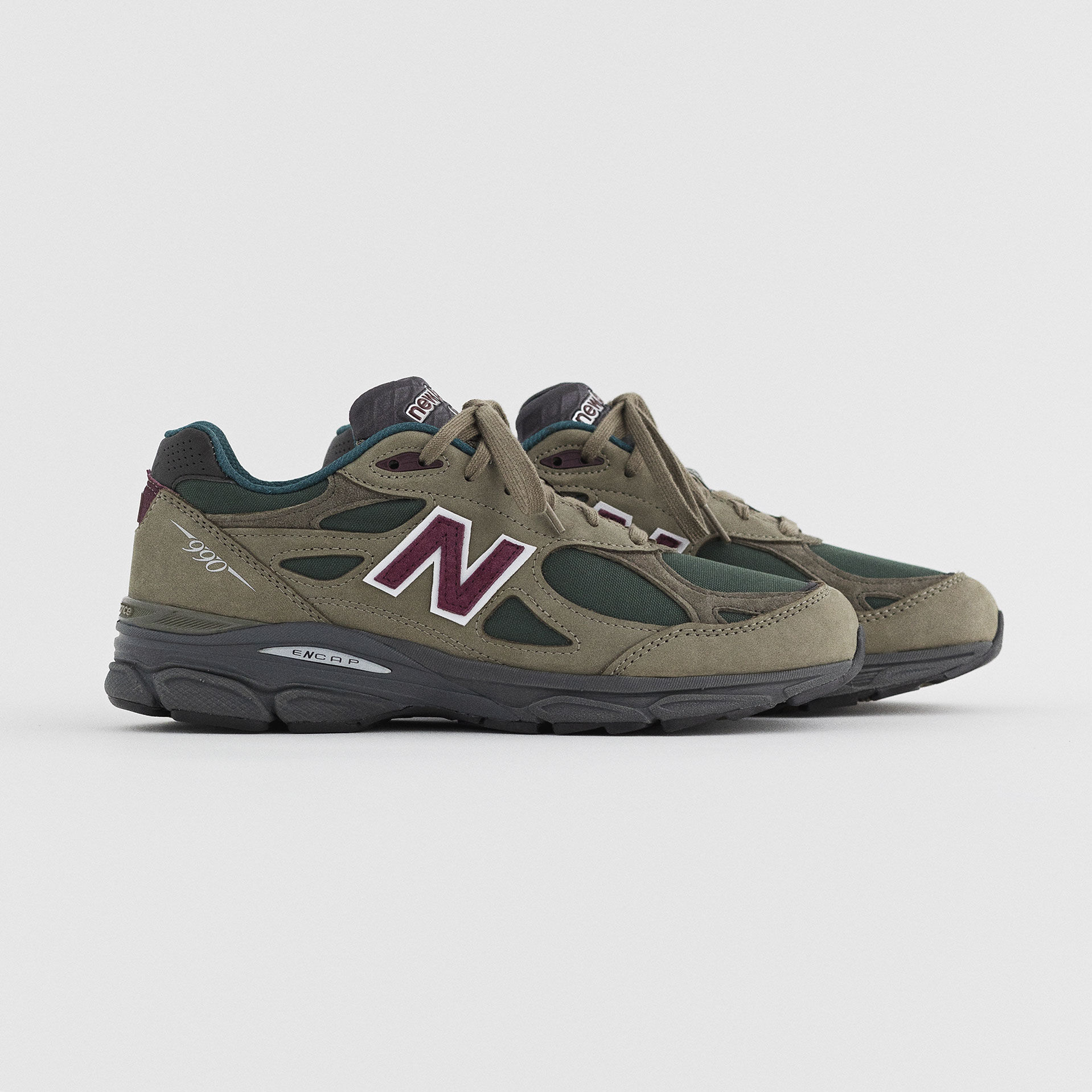pagina de new balance Cinosural International School