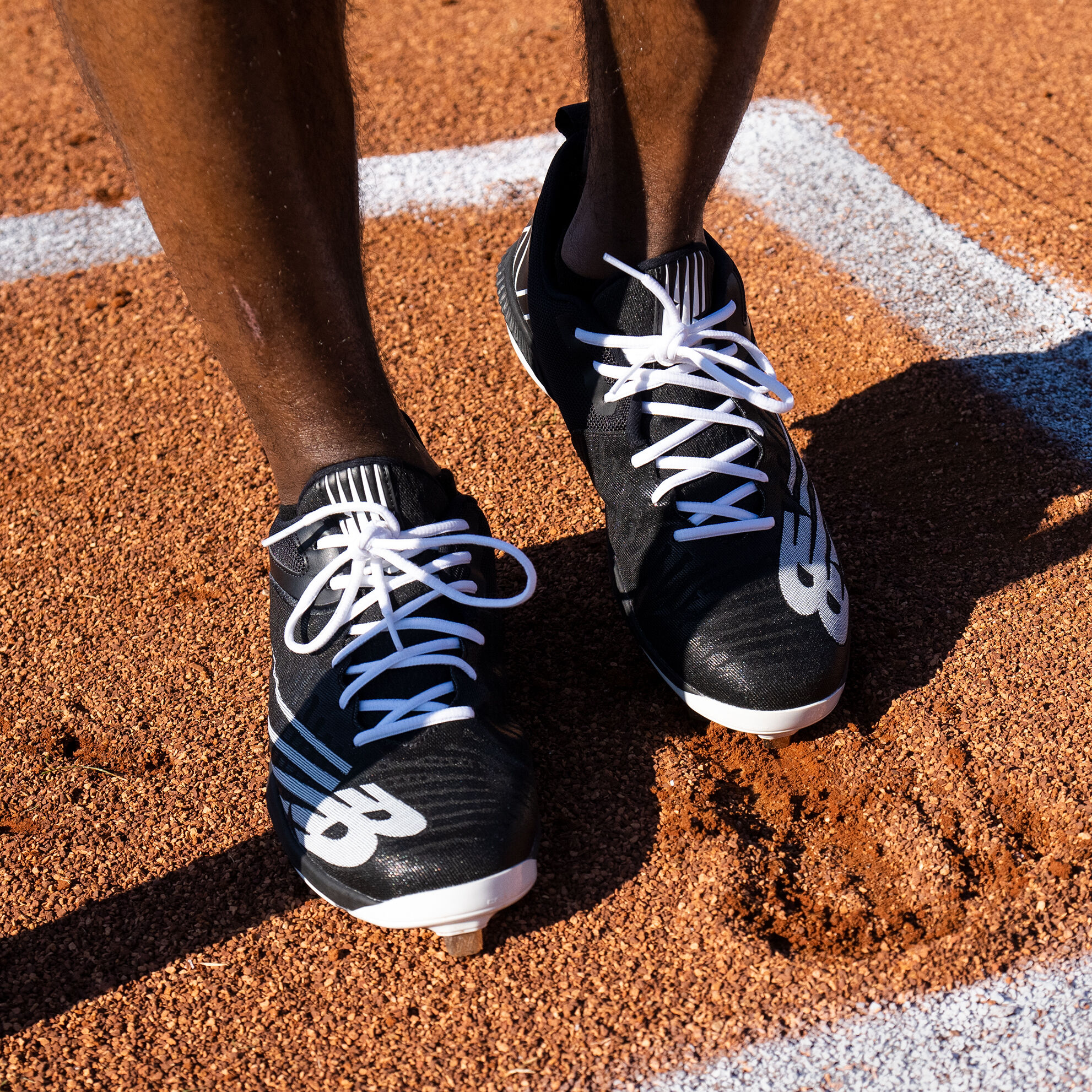 new balance running shoes for men