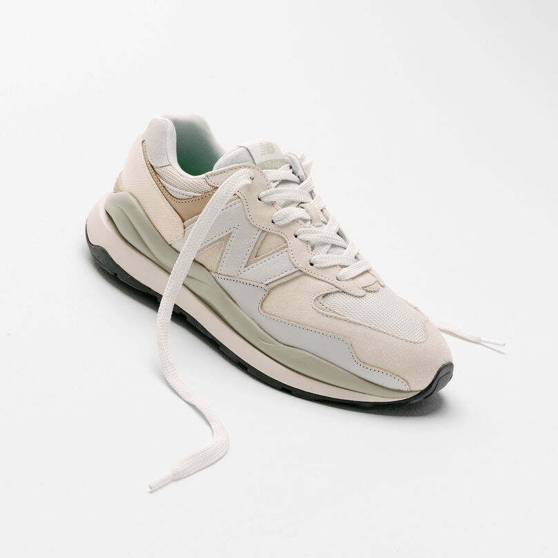 new balance 5470