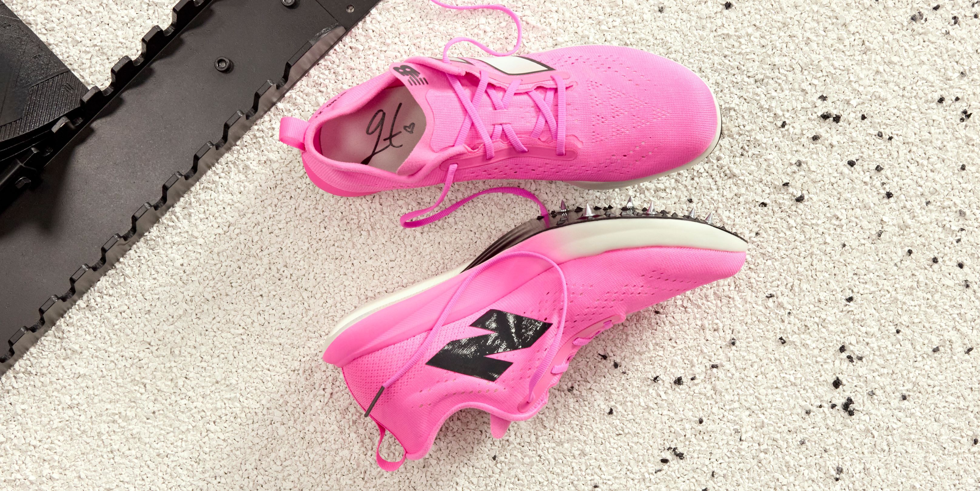 Gabby Thomas FuelCell SuperComp MD-X v3 - New Balance
