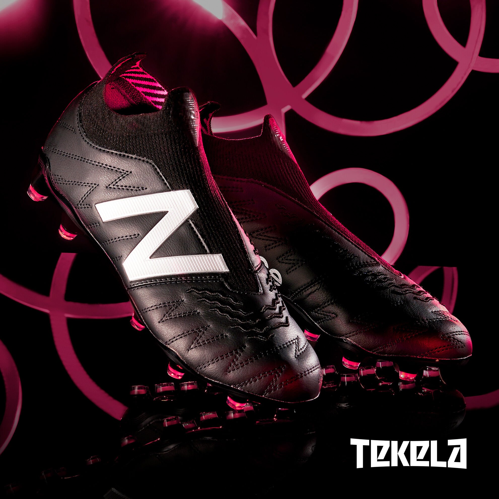 all white new balance boots