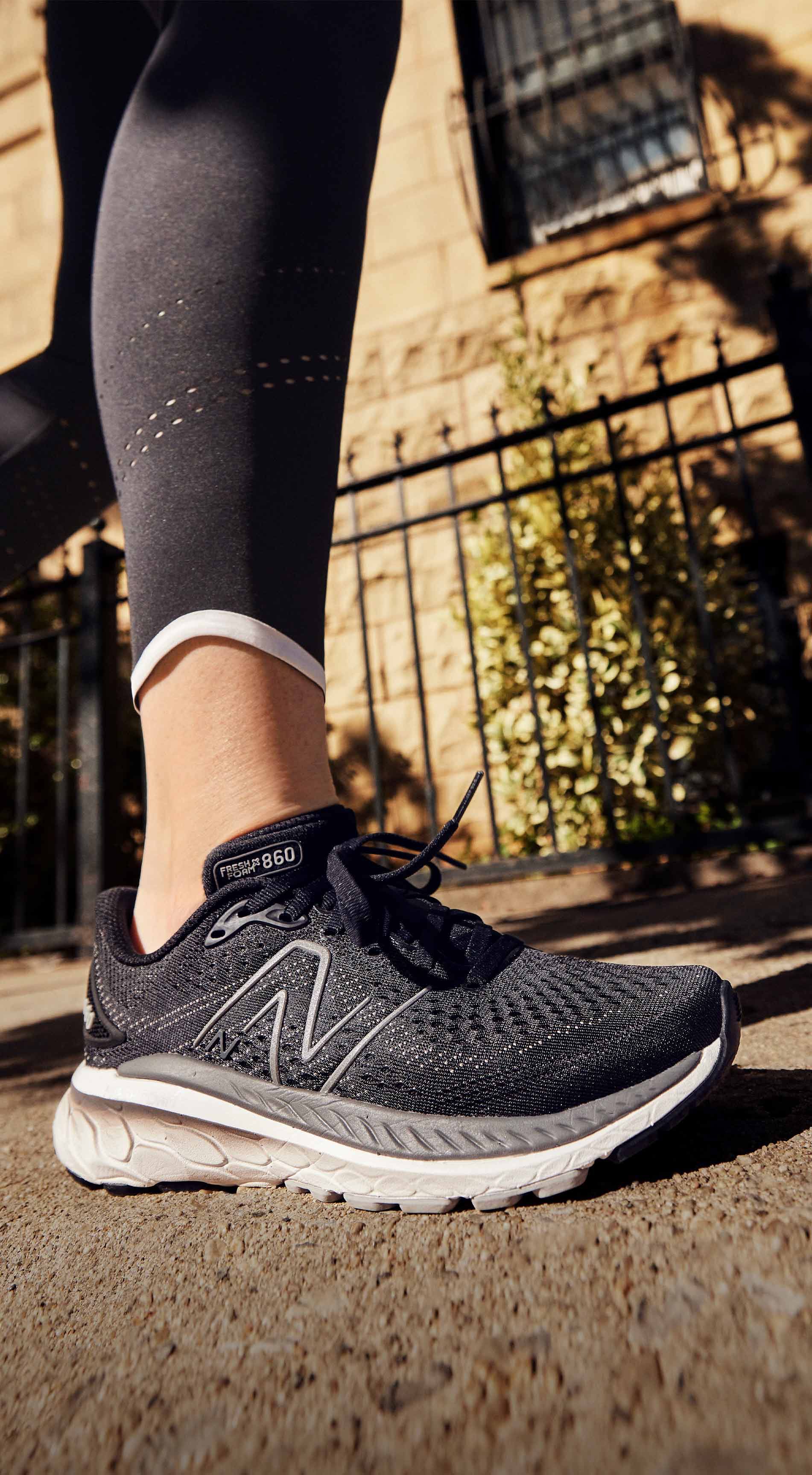 new balance women's track shoes