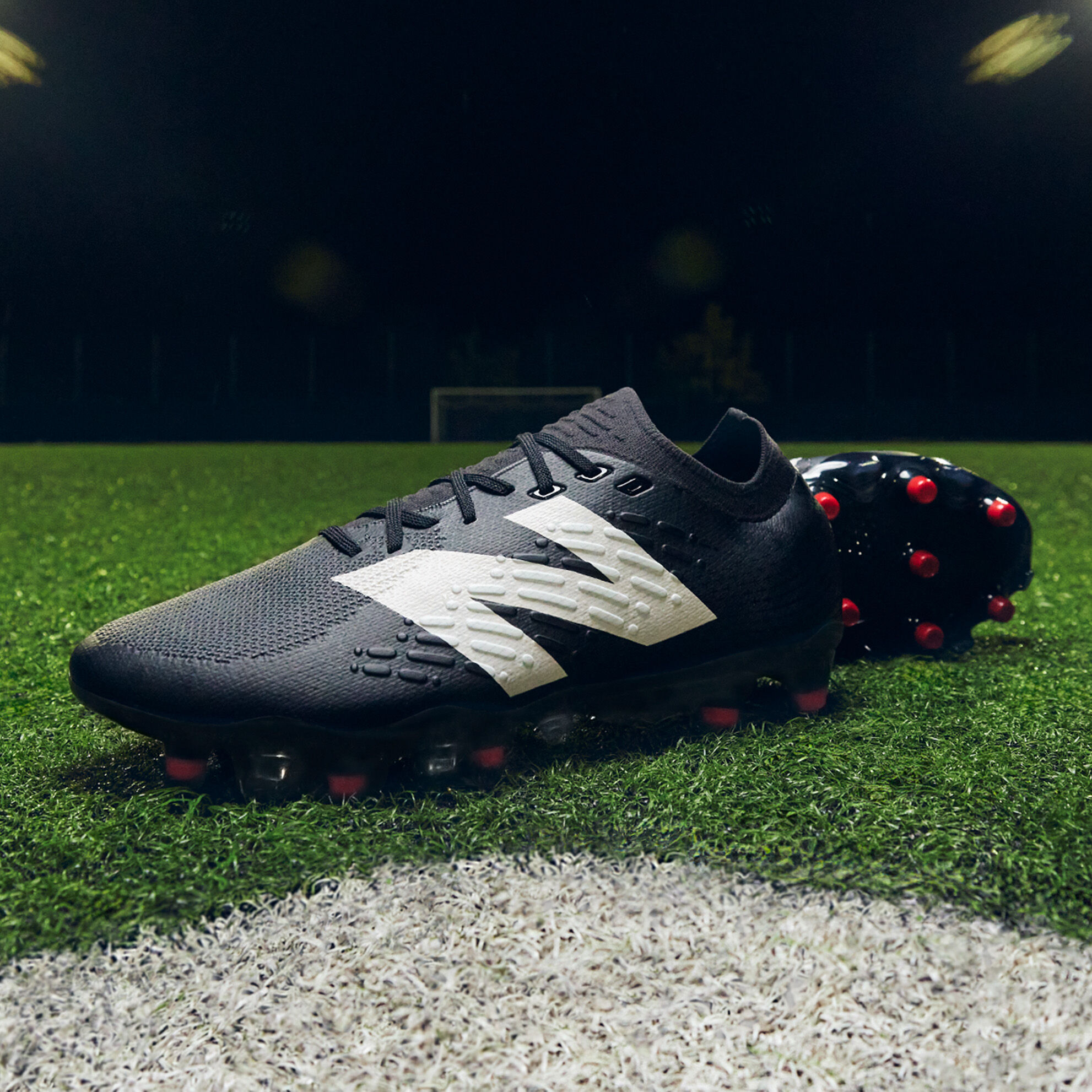 New balance soccer cleats mens classic store