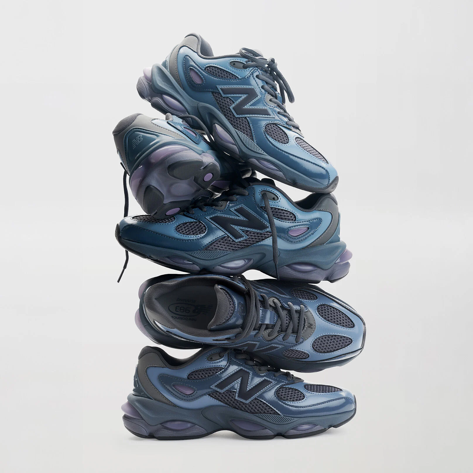 A stack of blue 983s