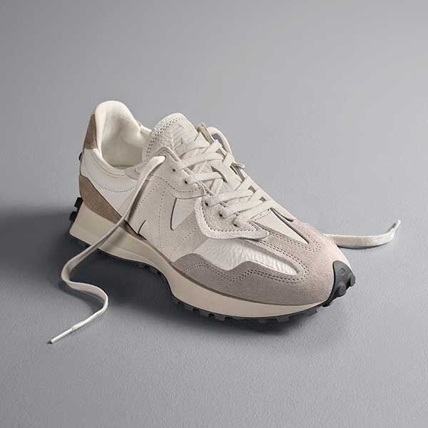 closest new balance shoe store to me