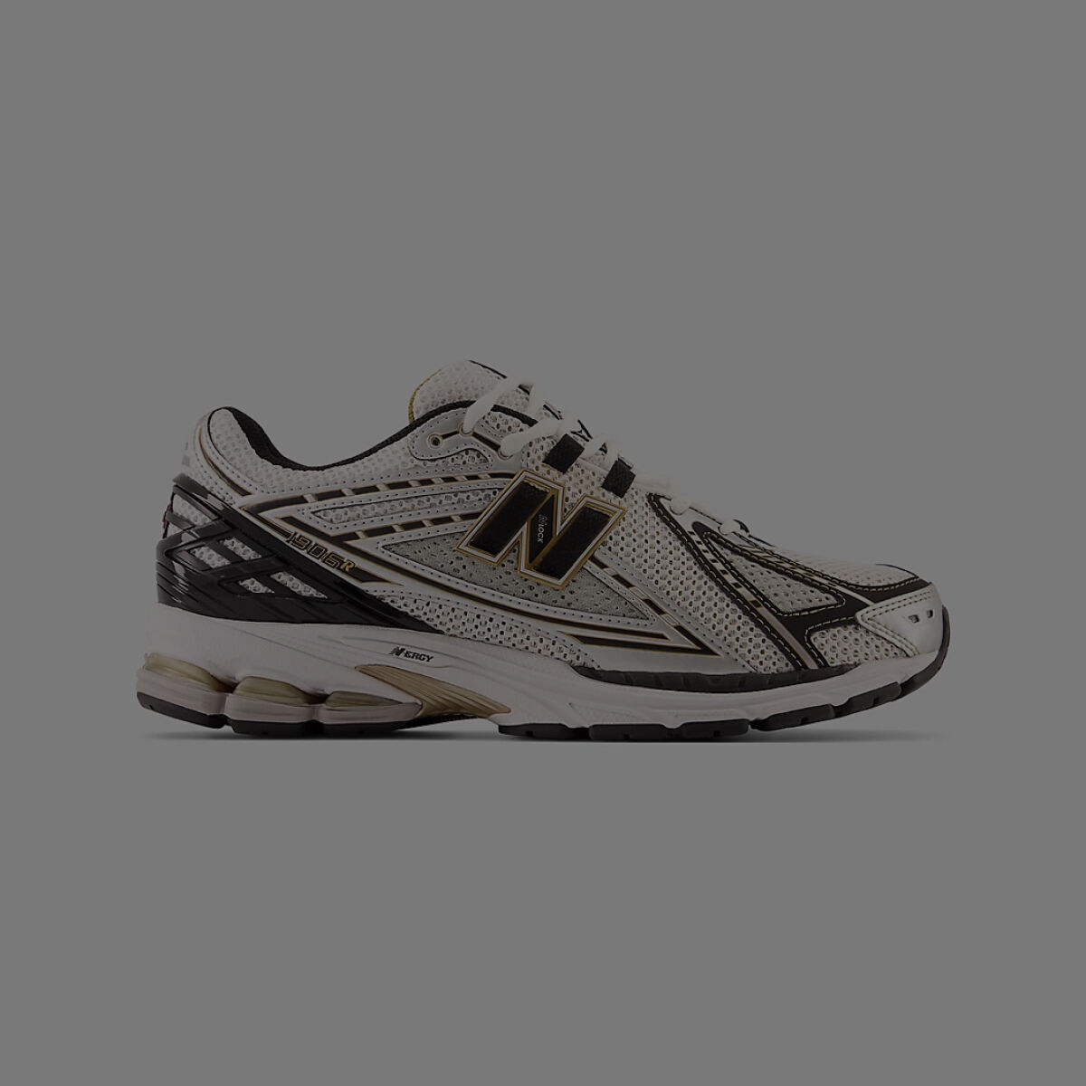Shoes - New Balance
