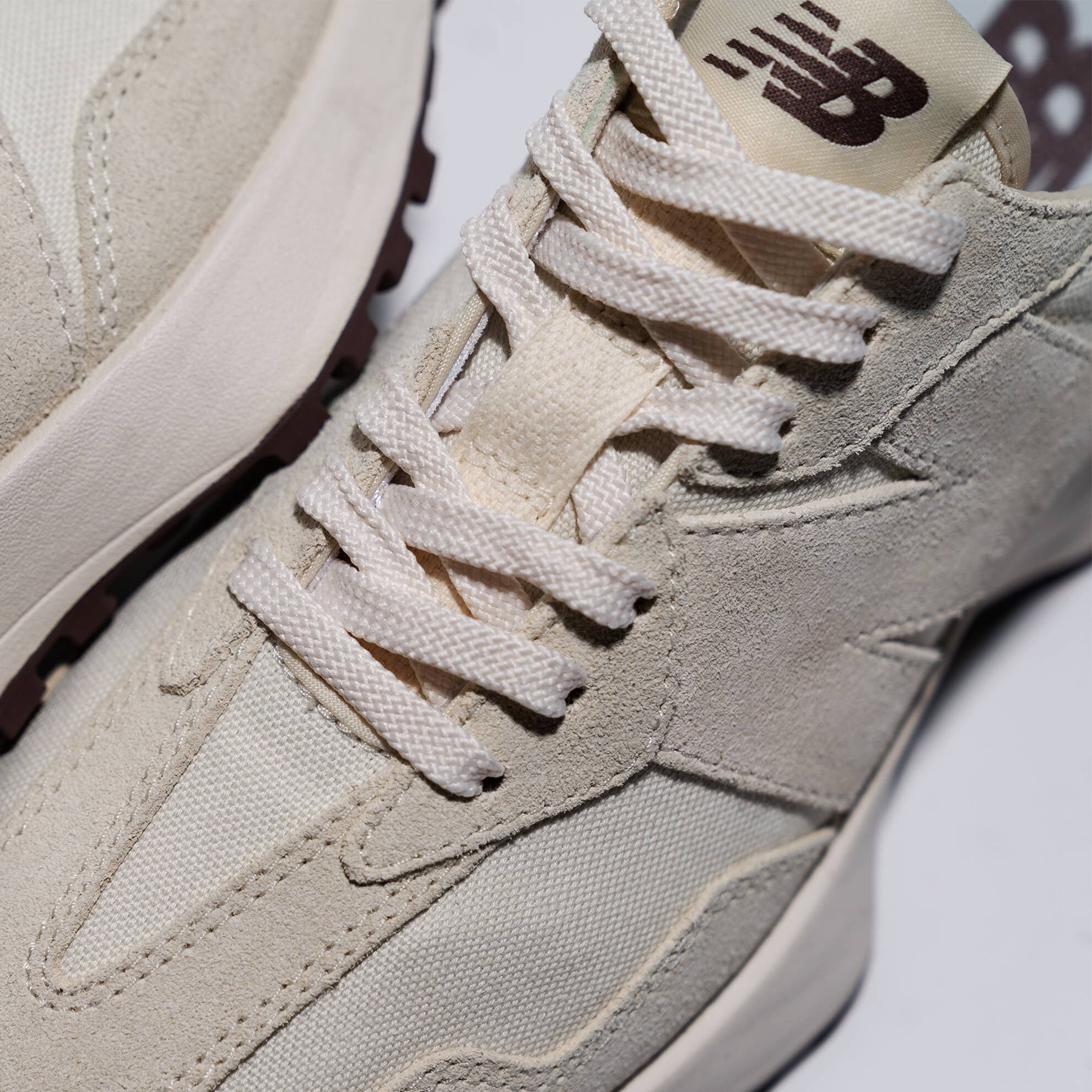 nb 327 angora